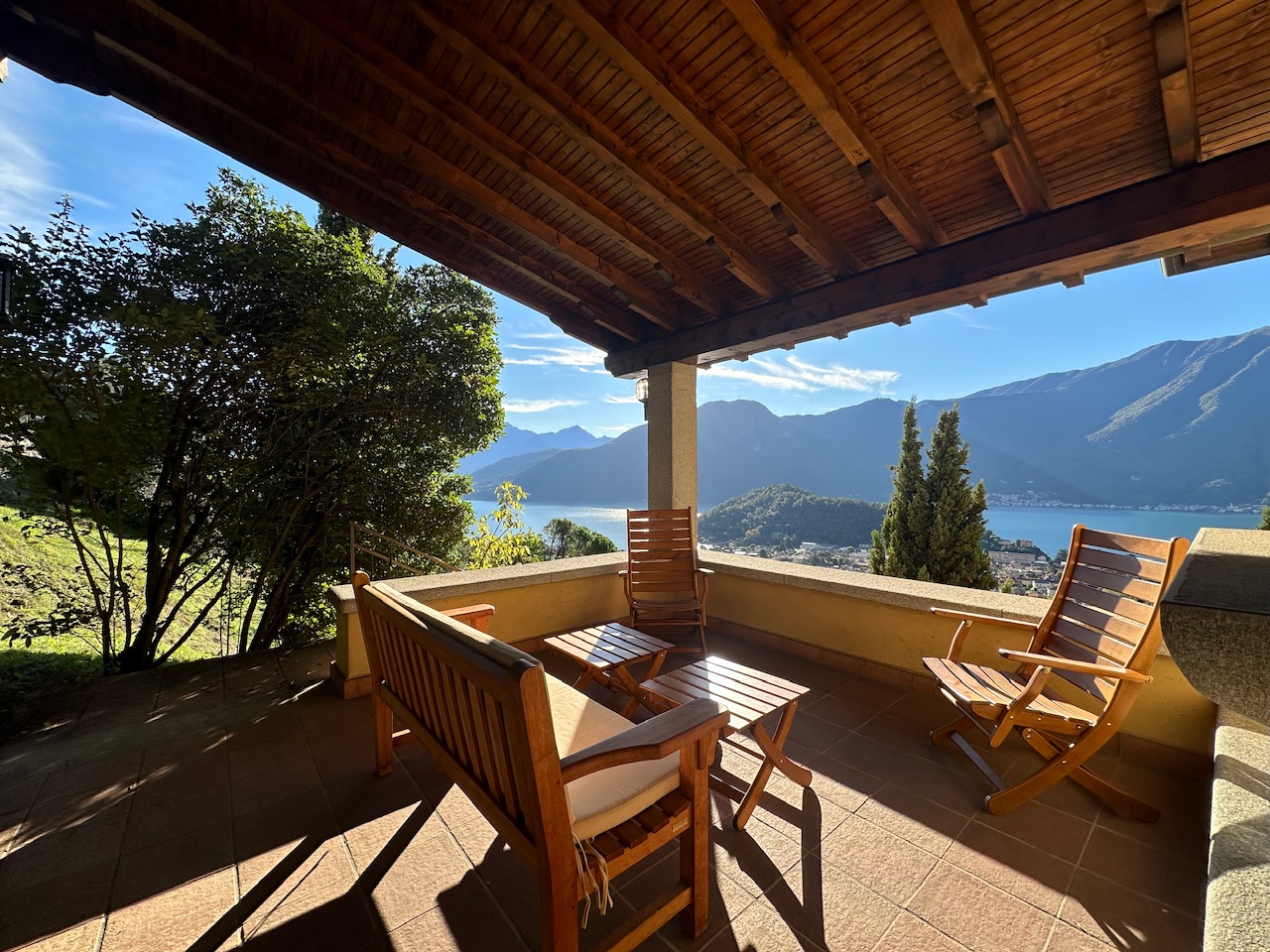 Wonderful Villa in a panoramic and sunny position